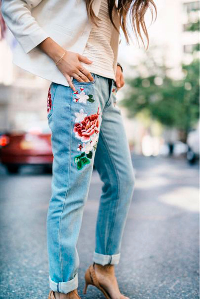 flower embroidery jeans