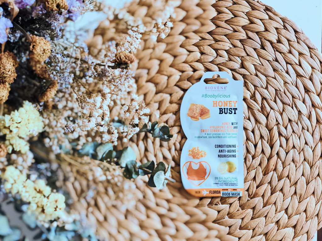 Honey bust mascarilla para el busto de la marca Biovene Barcelona