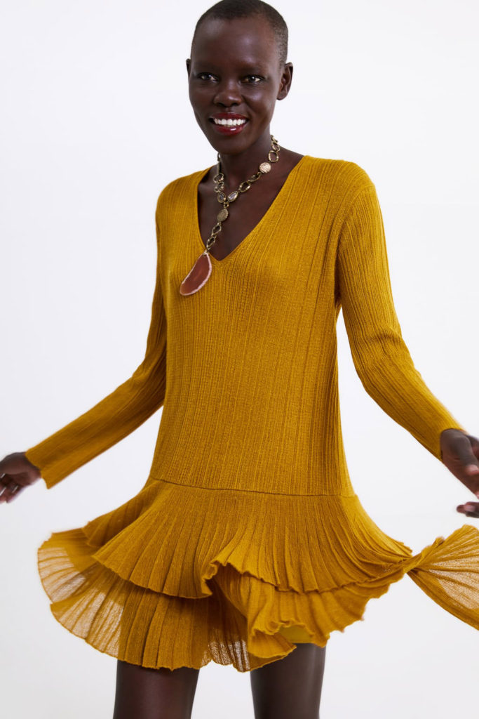 Vestido mini volantes Zara
